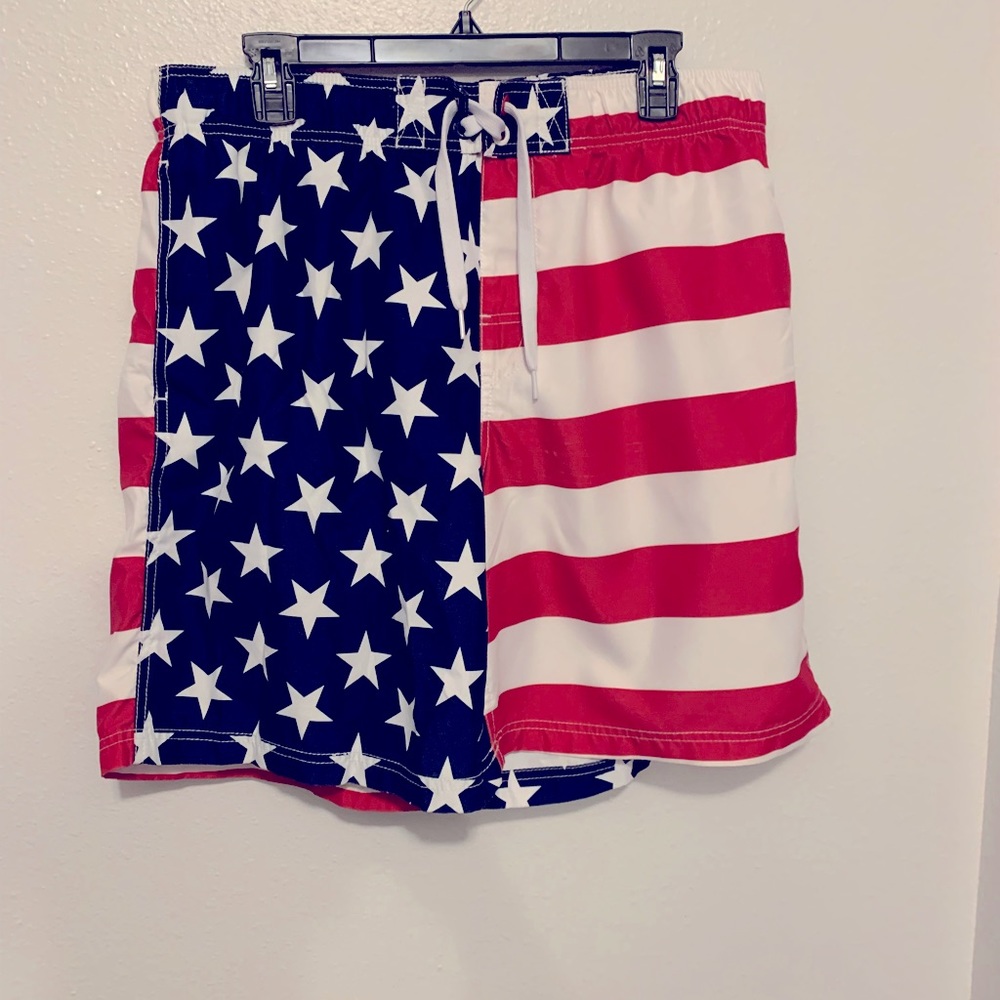 Mens swim shorts L